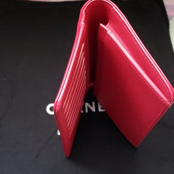 SOLD  CHANEL boy wallet - Picture 8 of 12